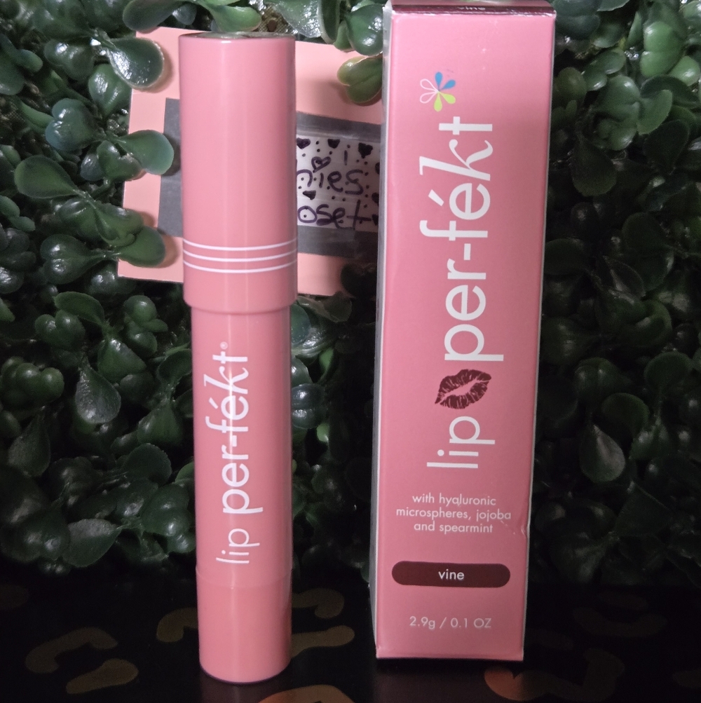 Per-Fekt LIP PER-FEKT Lip gel * VINE * NIB Perfekt